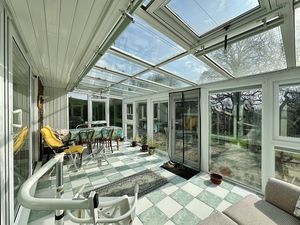 Photo 8- click for photo gallery